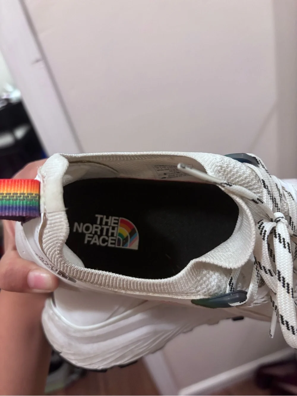 The North Face White VECTIV Mesh Trail Sneakers Pride Women’s 7